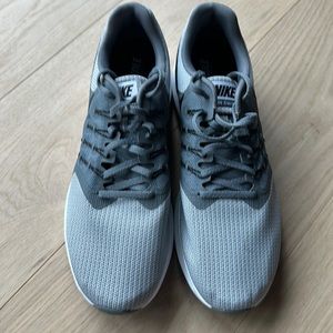 Nike Run Swift running shoes size 12